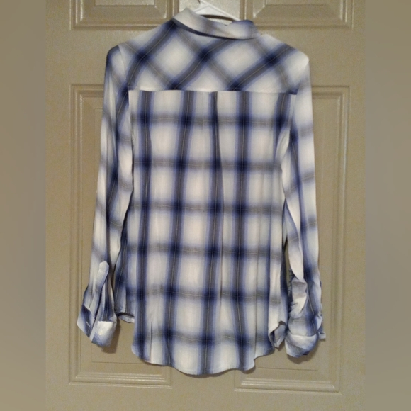A.n.a  Shirt button up  long sleeve,size - Picture 3 of 8